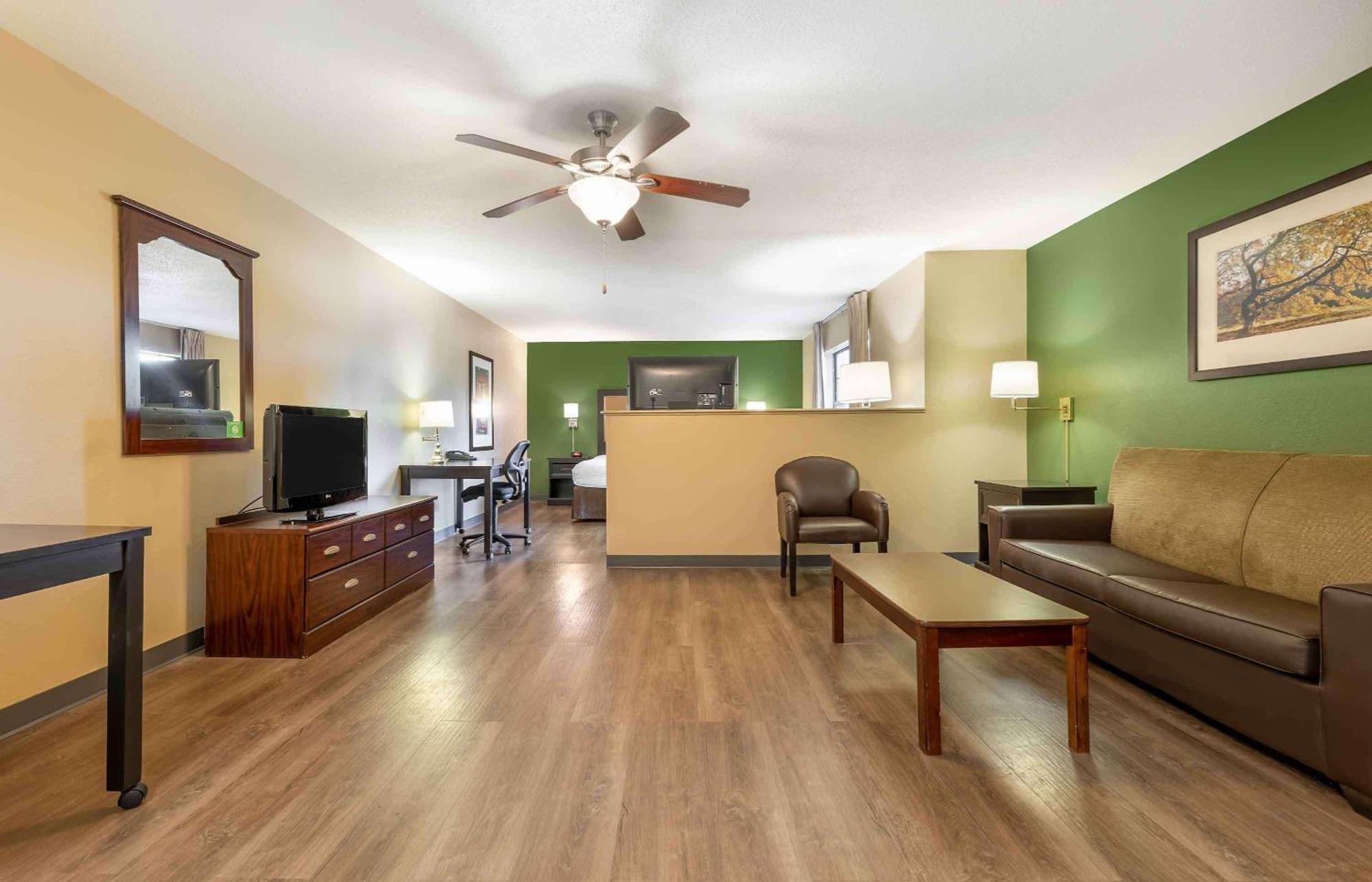Extended Stay America Suites - Chicago - Buffalo Grove - Deerfield Рівервудс Екстер'єр фото
